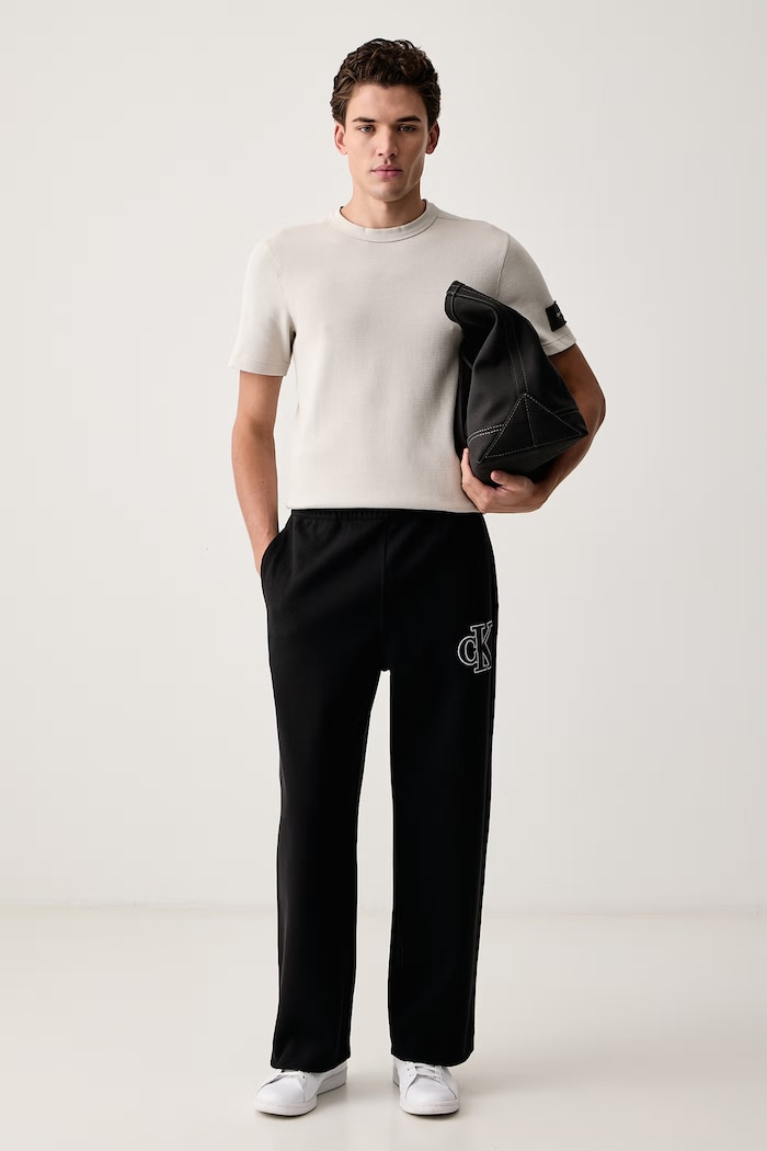 Calvin Klein Jeans Spodnie dresowe męskie z bawełną LV04RH217G czarny AW26