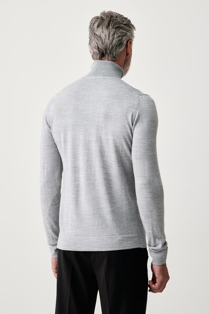 Odzież Lindbergh Sweter męski z wełną merino 30.81068 szary