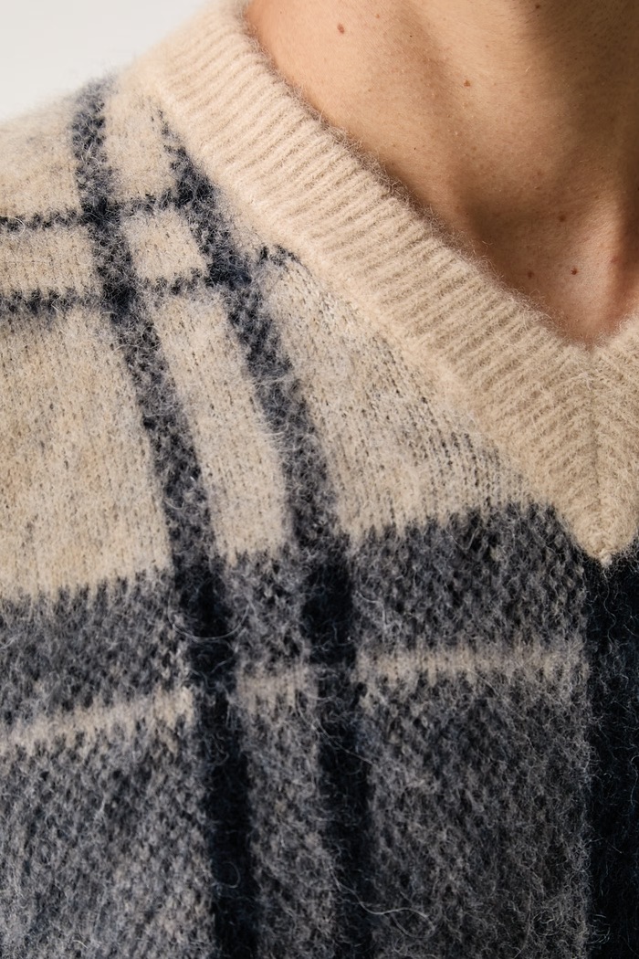 Barbour sweter męski z wełną Hunham MKN1739 granatowy