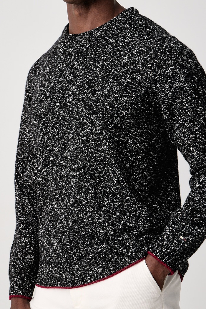 Sweter męski z wełną Tommy Hilfiger MW0MW44708 czarny