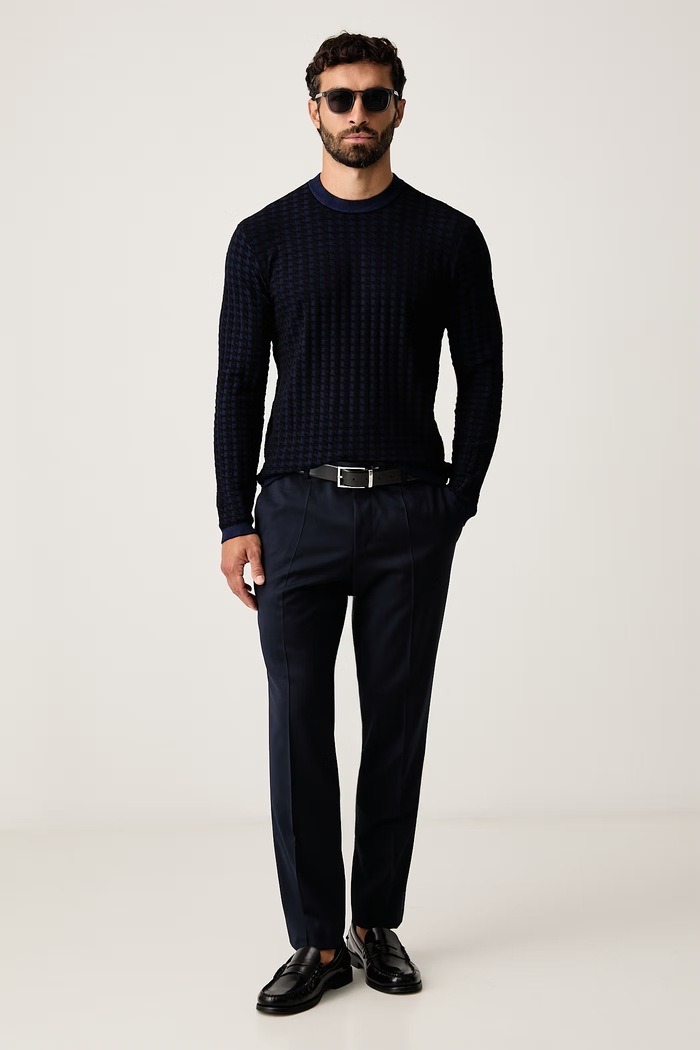 Armani Exchange Pulover za muškarce s viskozom XM003012.AF26379 mornarsko plava AW26
