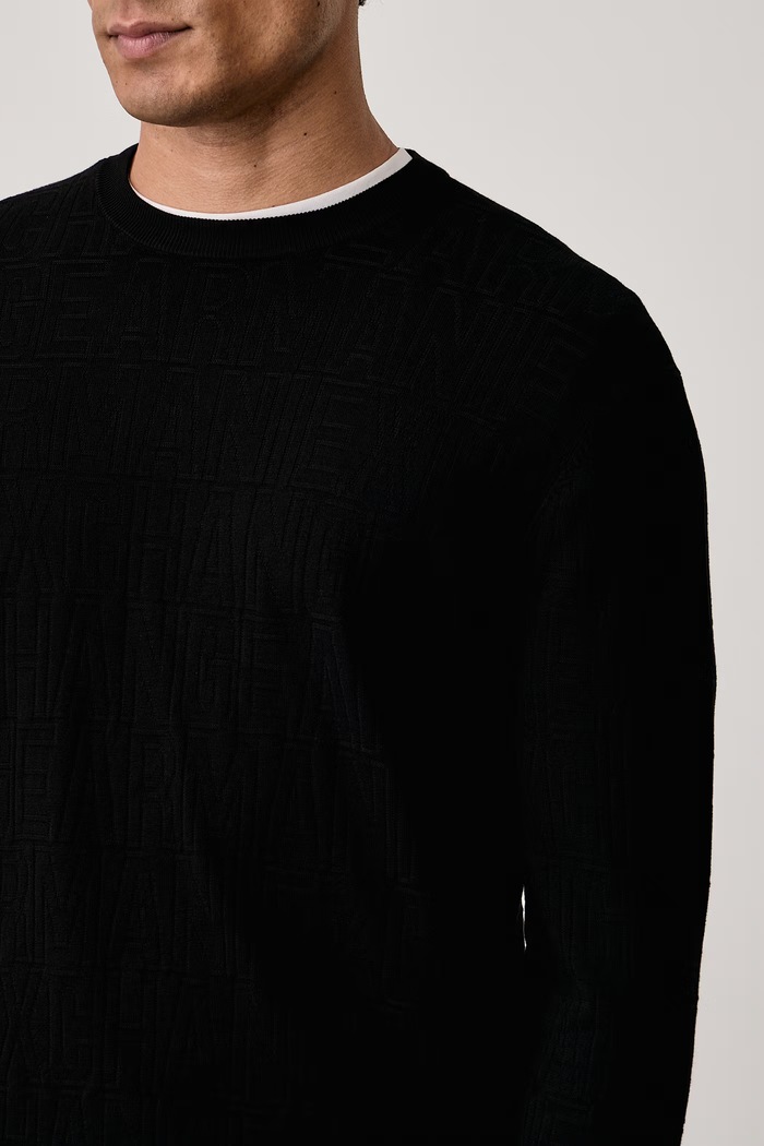 Sveter pánsky s viskózou Armani Exchange XM002986.AF10454 čierna