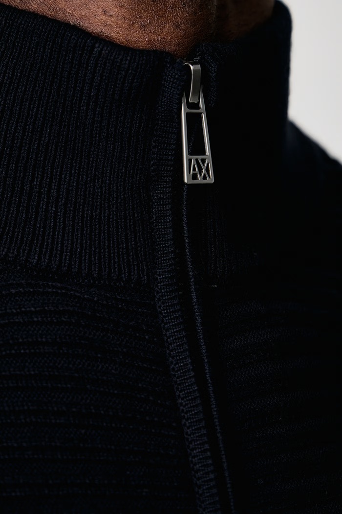 Светр чоловічий з додаванням вовни Armani Exchange темно-синій XM002862.AF10348