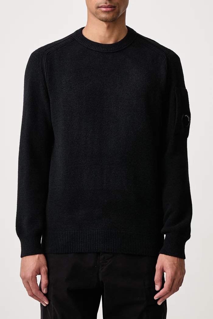 Sweter męski z dodatkiem wełny C.P. Company czarny 21CMKN297A006170A