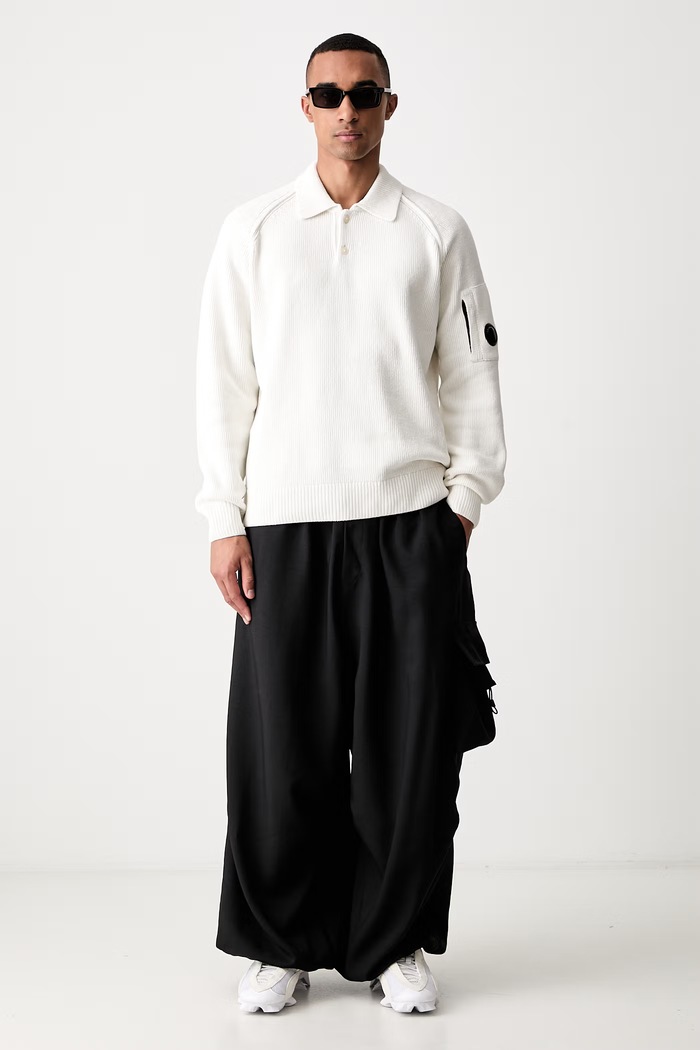 C.P. Company sweter bawełniany męski 21CMKN198A005558G beżowy AW26