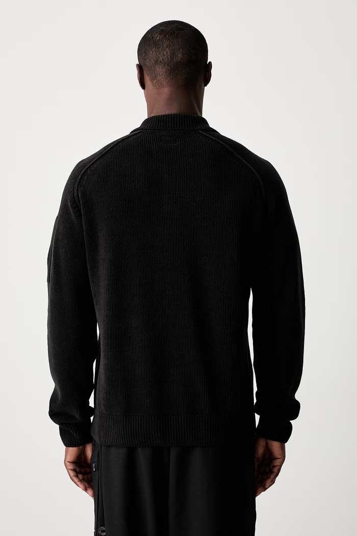 Odzież C.P. Company sweter bawełniany męski 21CMKN198A005558G czarny