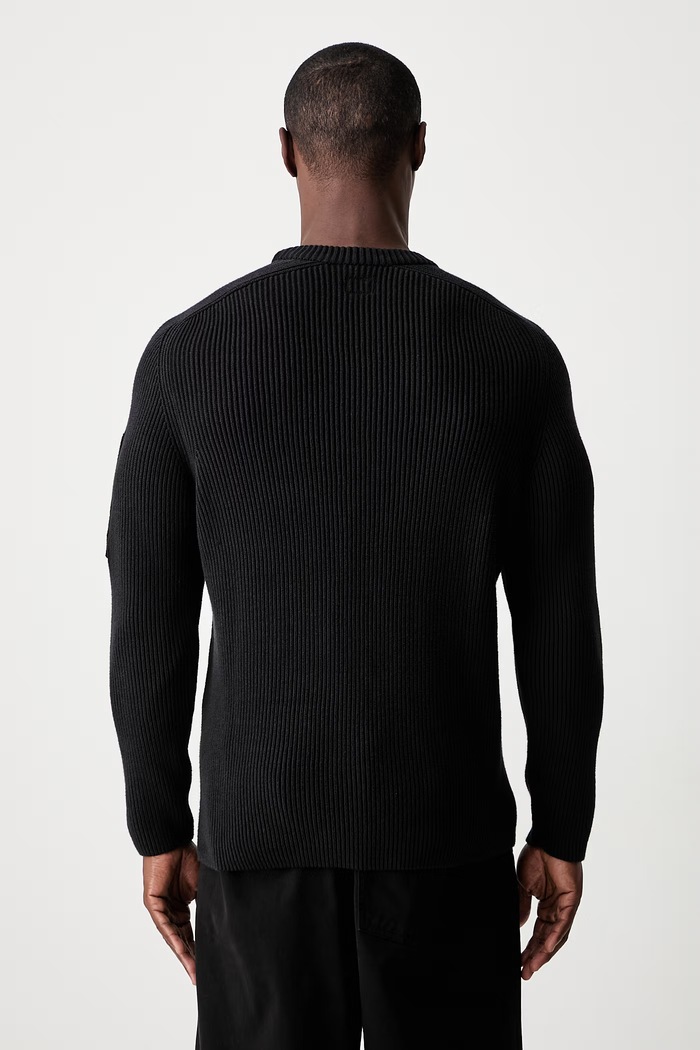 Odzież C.P. Company sweter męski 21CMKN101A006608A czarny