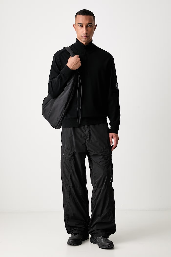 C.P. Company sweter z wełną męski 21CMKN070A005528A czarny AW26