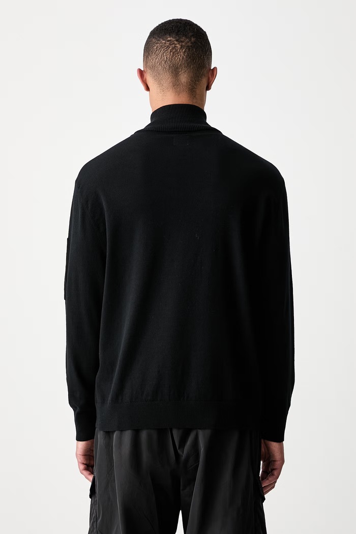 Odzież C.P. Company sweter z wełną męski 21CMKN070A005528A czarny