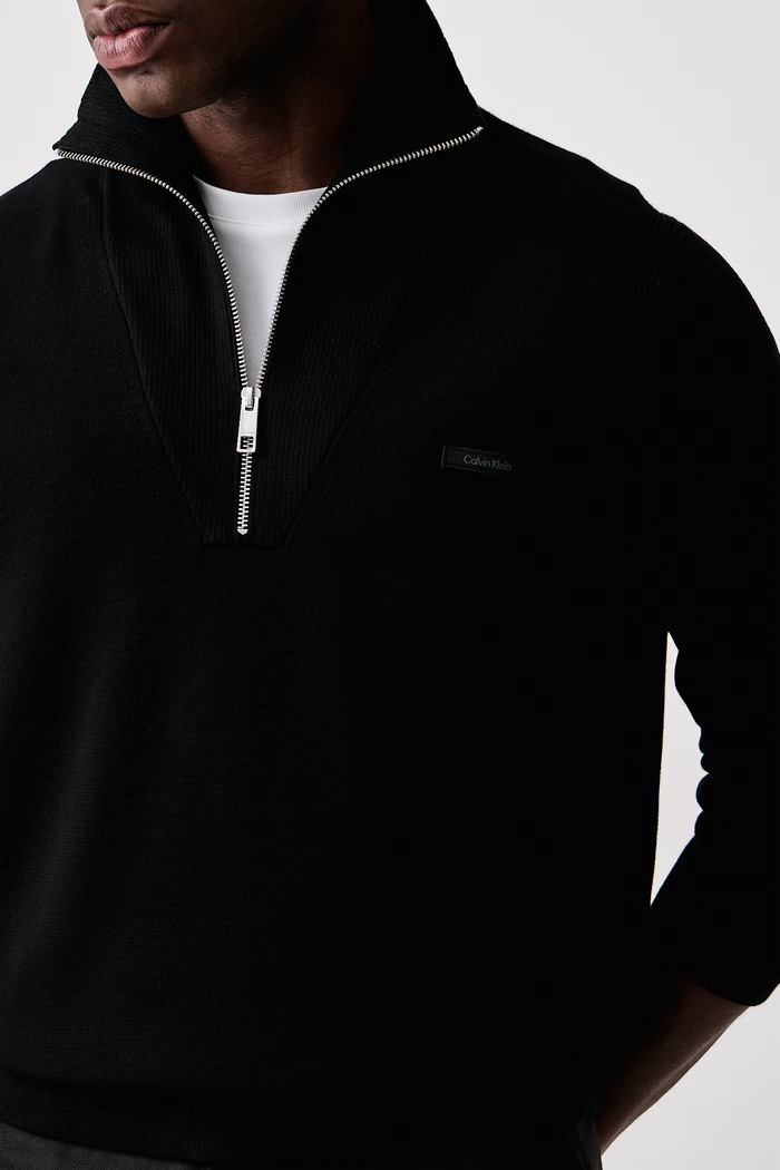 Πουλόβερ ανδρικό με βισκόζη Calvin Klein LV04LH329G μαύρο