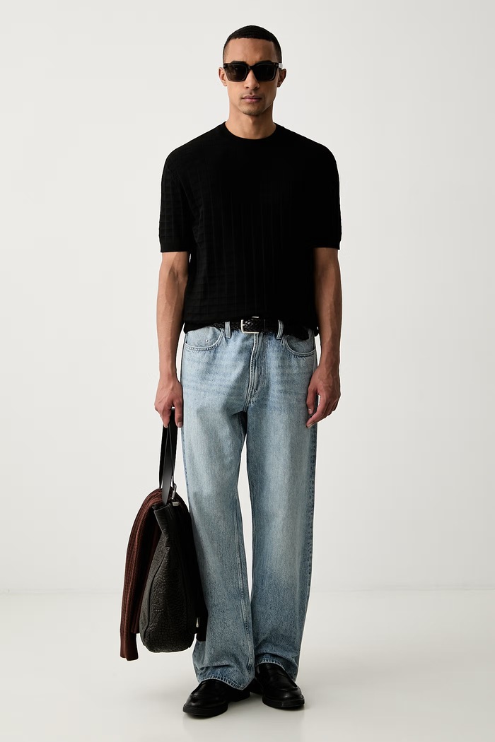 Armani Exchange pletena majica kratkih rukava za muškarce s viskozom XM003007.AF10454 crna AW26