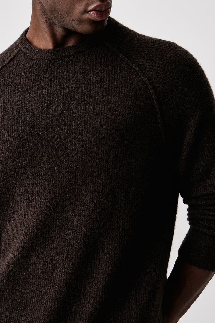 Sweter męski z dodatkiem wełny American Vintage MDAM18G brązowy