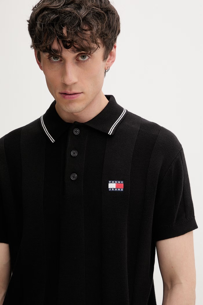 Tommy Jeans póló férfi pamut fekete DM0DM23208