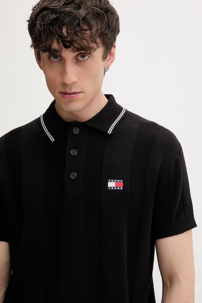 Tommy Jeans póló férfi pamut fekete DM0DM23208