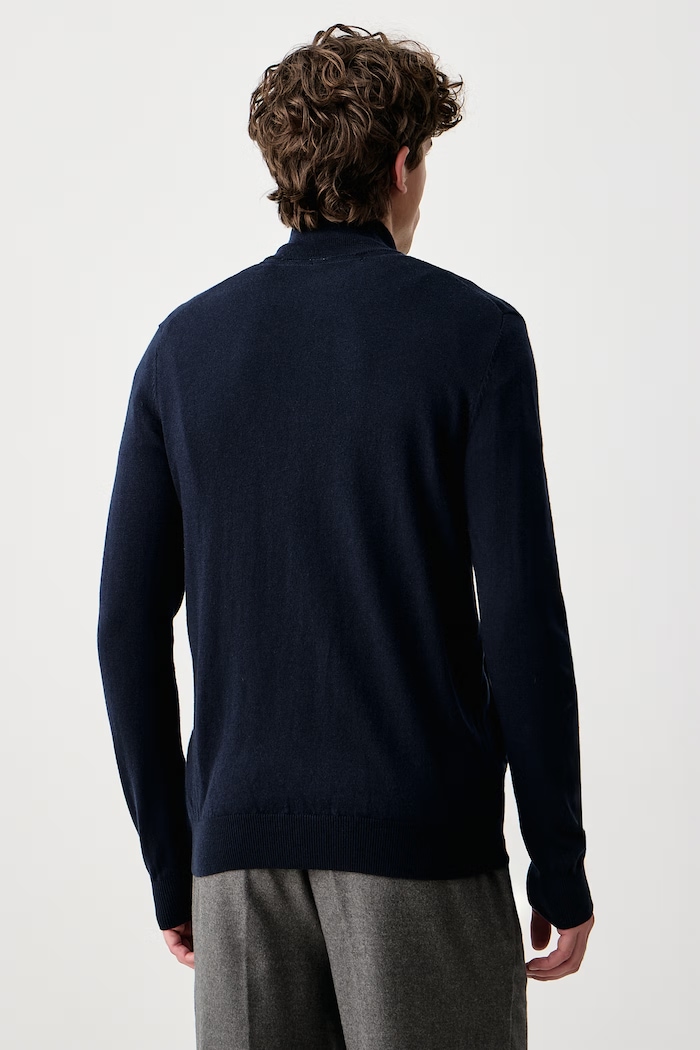 Odzież Guess Sweter rozpinany męski MAGNUS M6YR08.Z0913 granatowy