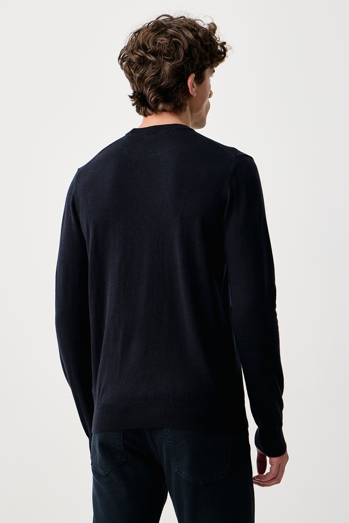 Odzież Guess Sweter męski z dodatkiem jedwabiu MARCOS M6YR07.Z0912 granatowy