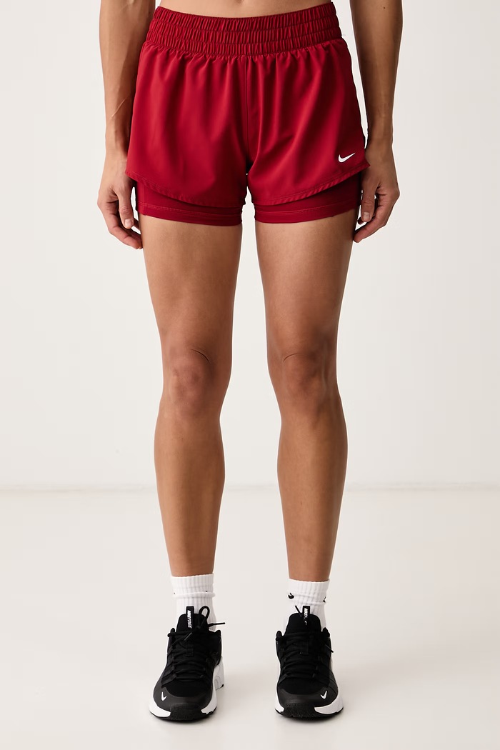 Nike Szorty sportowe damskie Nike One Dri-FIT 2in1 czerwony DX6012.608