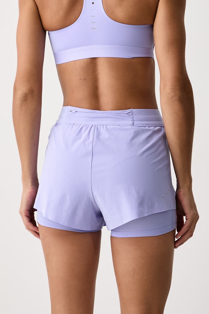 Odzież Nike Szorty sportowe damskie Swift Dri-FIT 2in1 HJ5376.580 fioletowy