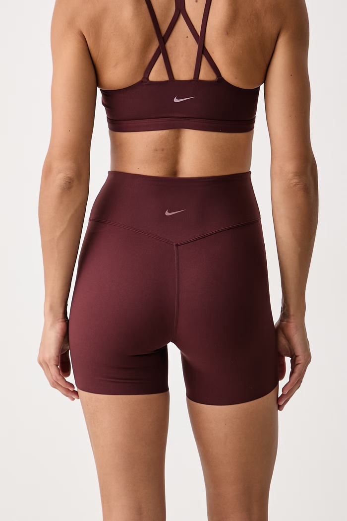 Odzież Nike Szorty do jogi damskie Zenvy II5209.658 brązowy