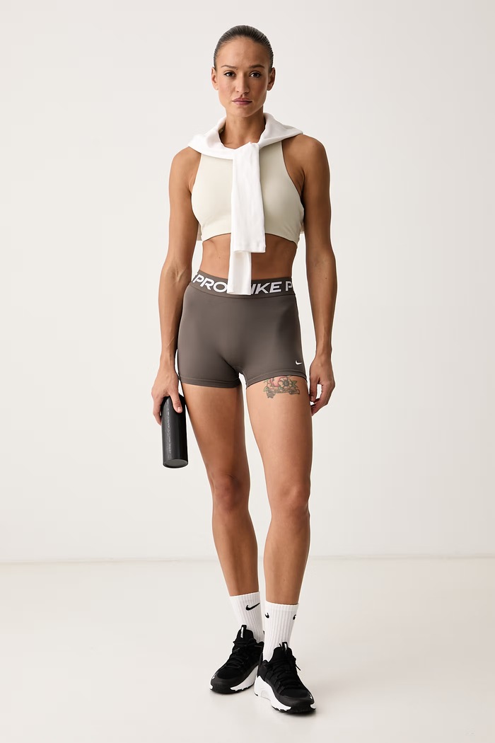 Nike Szorty treningowe damskie Nike Pro IQ1037.256 brązowy AW26