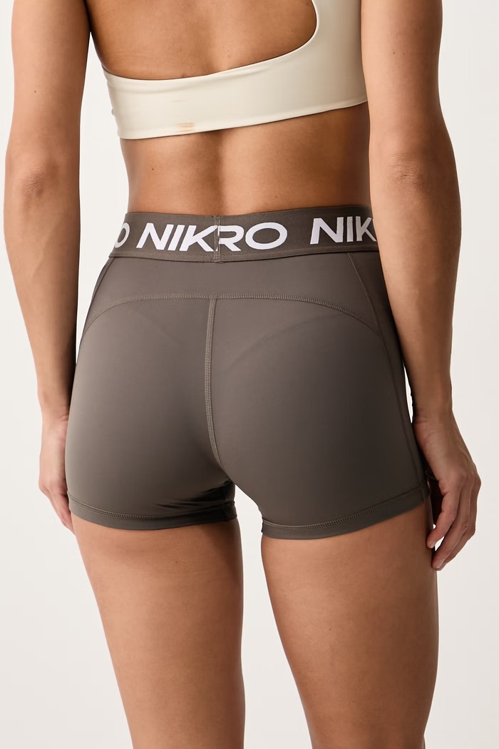 Odzież Nike Szorty treningowe damskie Nike Pro IQ1037.256 brązowy