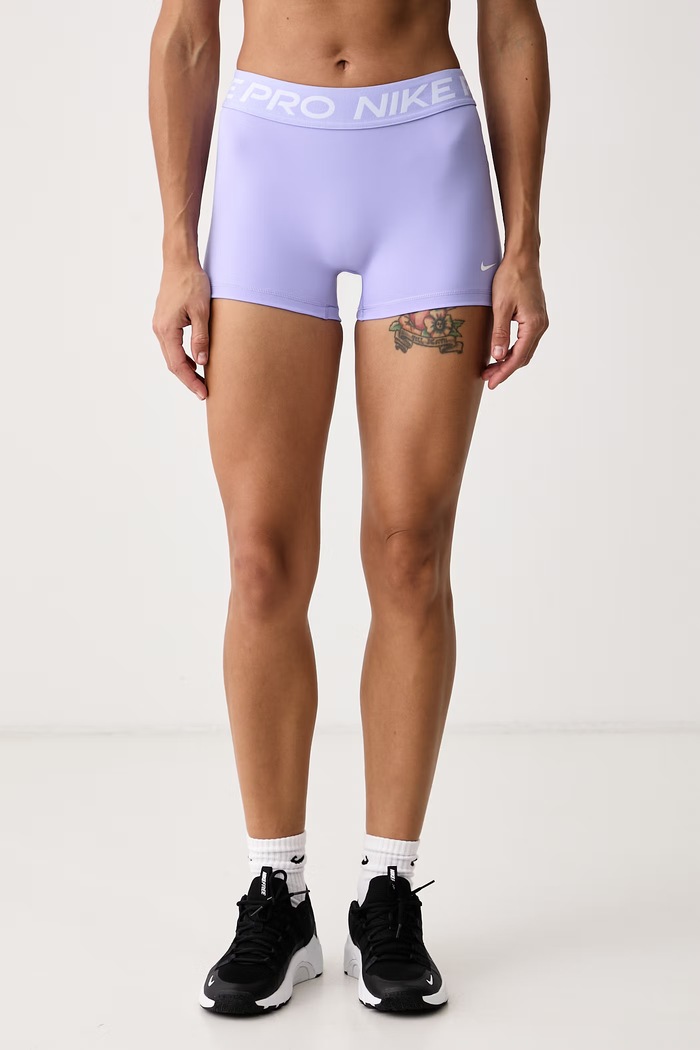 Nike Szorty sportowe damskie Nike Pro fioletowy IQ1037.580