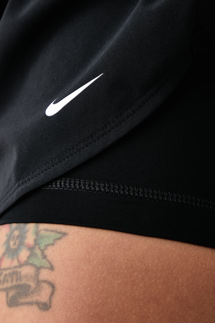 Szorty 2w1 damskie Nike Pro 2in1 Nike IR1918.010 czarny