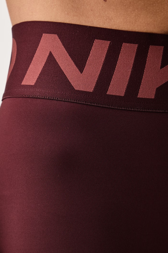 Szorty sportowe damskie Nike Pro Sculpt Nike FV7033.658 brązowy