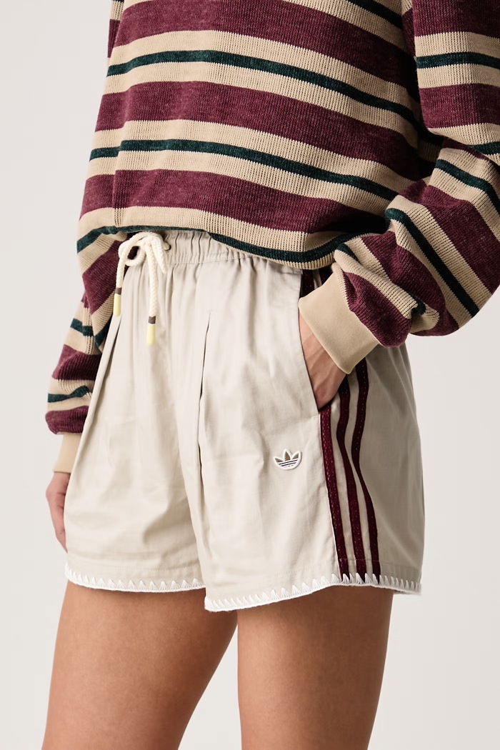 Pantaloncini da donna in cotone Resort adidas Originals KX0748 beige