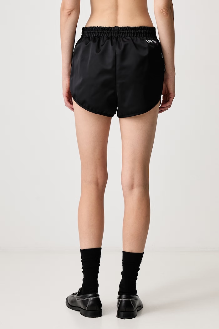 Odzież adidas Originals Cutline szorty dresowe damskie KR9603 czarny