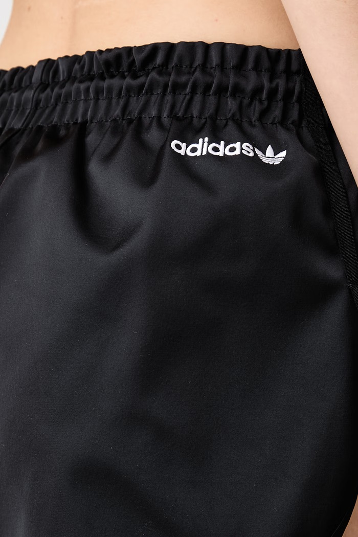 Cutline szorty dresowe damskie adidas Originals czarny KR9603
