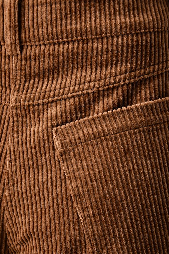 Bermudy damskie sztruksowe Kigi Essentiel Antwerp Kigi.BW07 brązowy