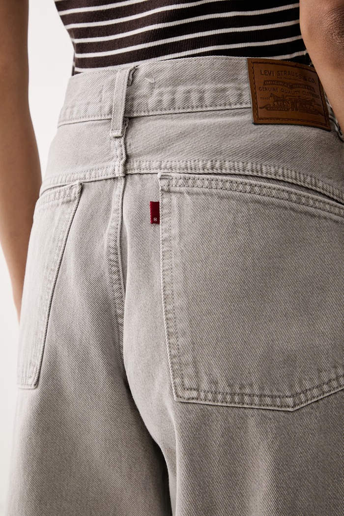Levi's kratke hlače za žene traper SUPER BAGGY JORT siva 005DT