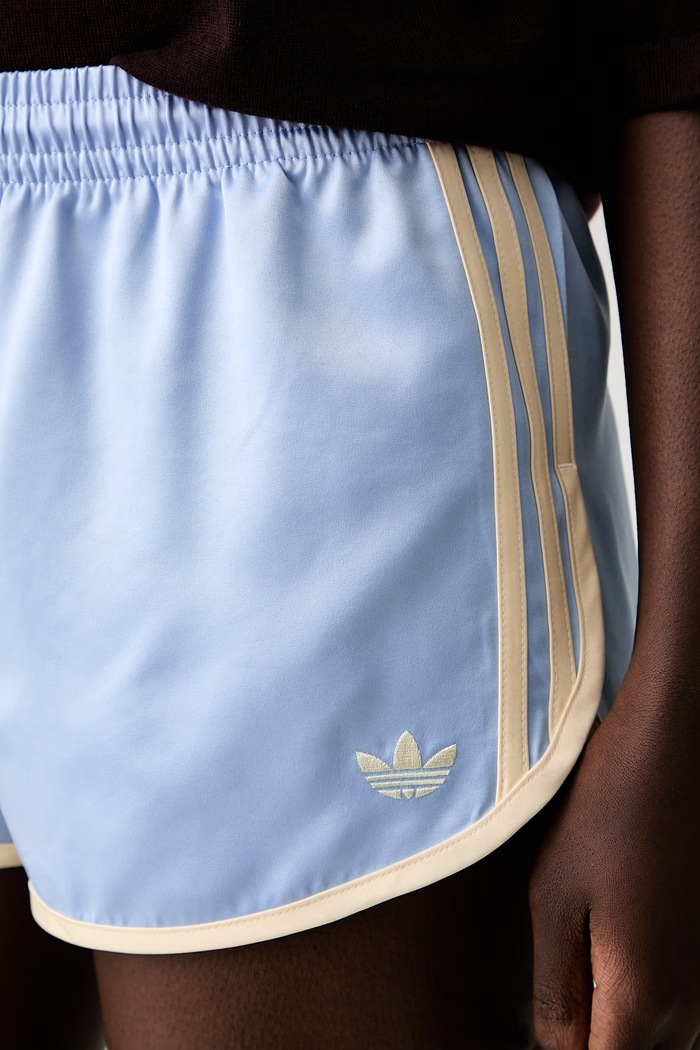 adidas Originals σορτς Γυναικεία Satin 3s Sprinter μπλε KY0818