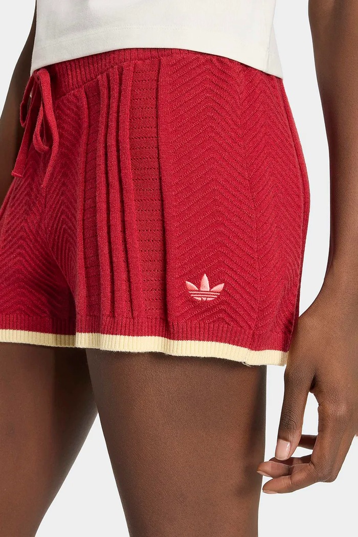 Šortky dámske Cable Knit adidas Originals KT1866 červená