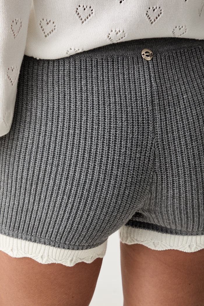 Twinset szorty damskie z dodatkiem wełny szary 262AP3042