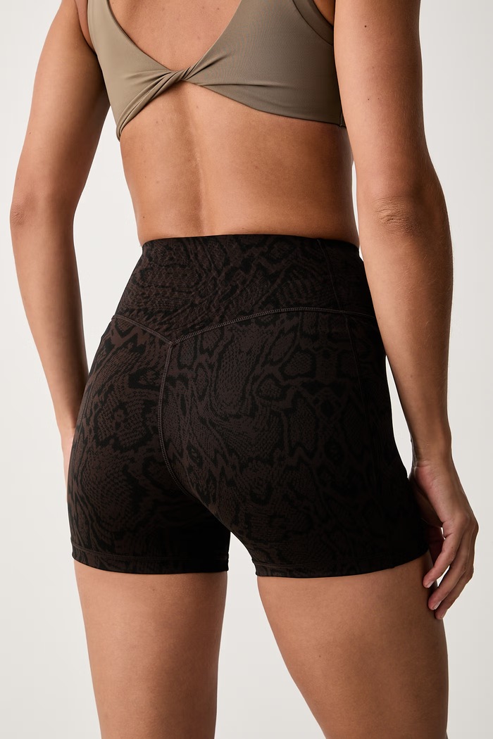 Odzież adidas Performance szorty sportowe damskie Optime PrimeLift KV1151 brązowy