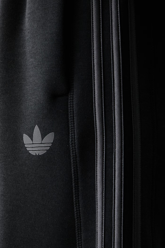 adidas Originals szorty dresowe damskie z bawełną SST 2.0 czarny KT1777