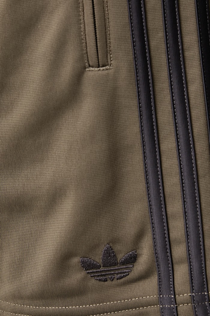 Szorty dresowe damskie Firebird adidas Originals zielony KS4786.