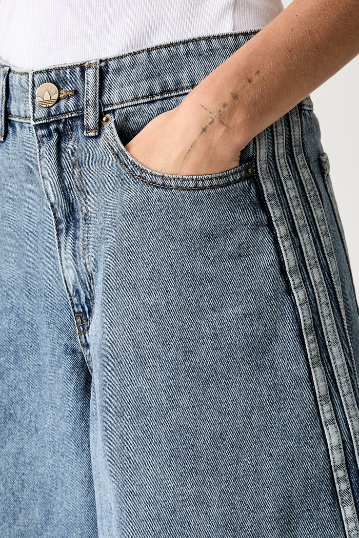 adidas Originals bermuda hlače ženske denim modra KQ6478
