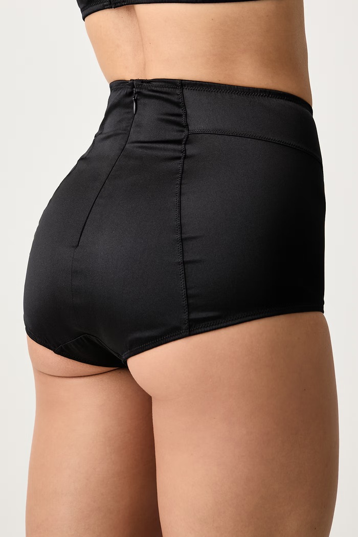 Odjeća Guess Donje rublje za žene sa svilom x LEONIE HANNE W6BZ31.W5210 crna