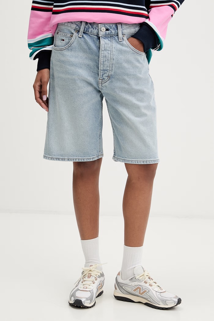 Tommy Jeans rövidnadrág női pamuttal kék DW0DW23123