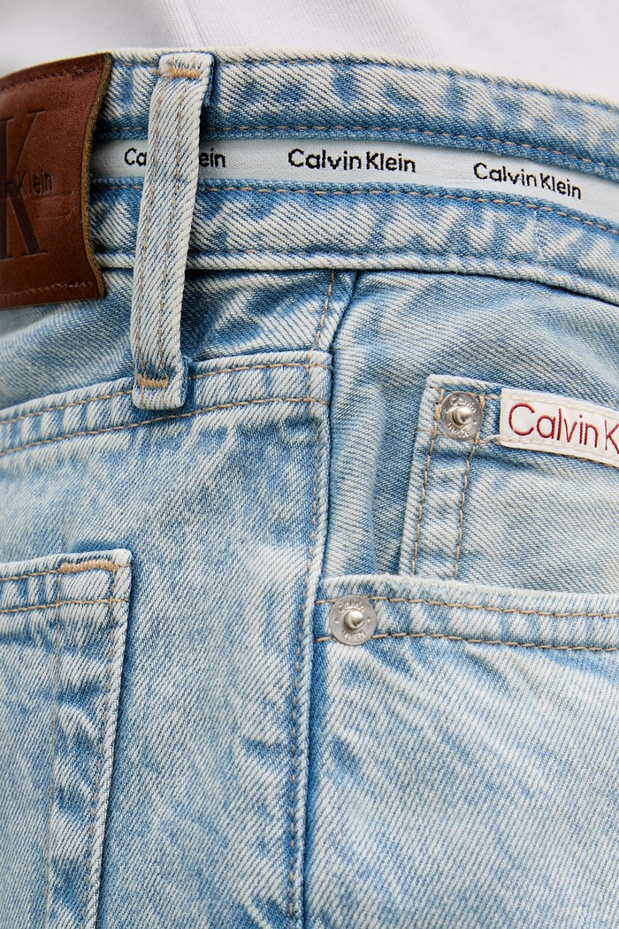 Calvin Klein Jeans bermudy damskie jeansowe niebieski LV047G716G