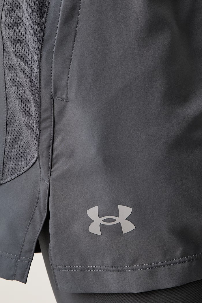 Under Armour szorty sportowe męskie LAUNCH szary 1382640.025