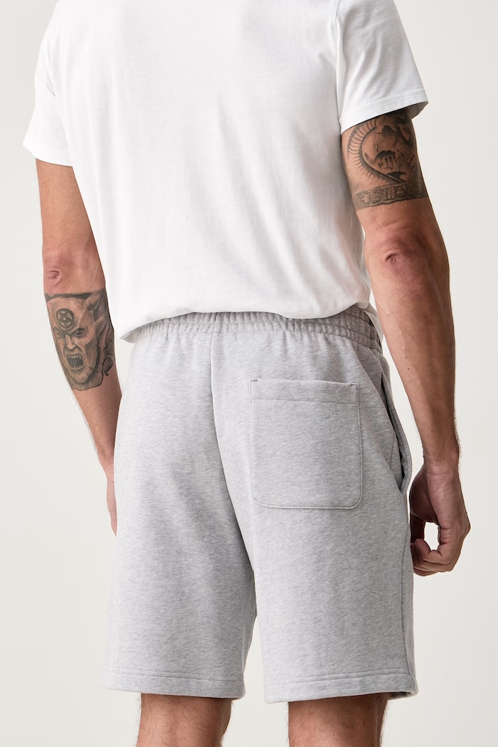 Odzież Lacoste Szorty dresowe męskie z bawełną GH8861 szary