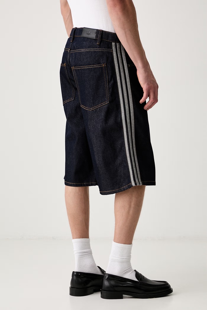 Odzież adidas Originals bermudy męskie jeansowe Firebird KS6882 granatowy