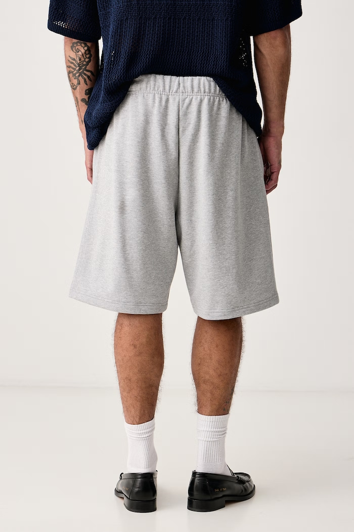 Odzież adidas Originals Szorty dresowe męskie bawełniane Essentials KR6985 szary
