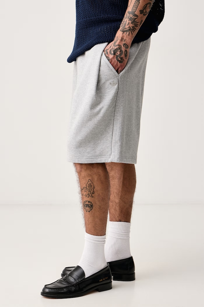 Szorty dresowe męskie bawełniane Essentials adidas Originals KR6985 szary