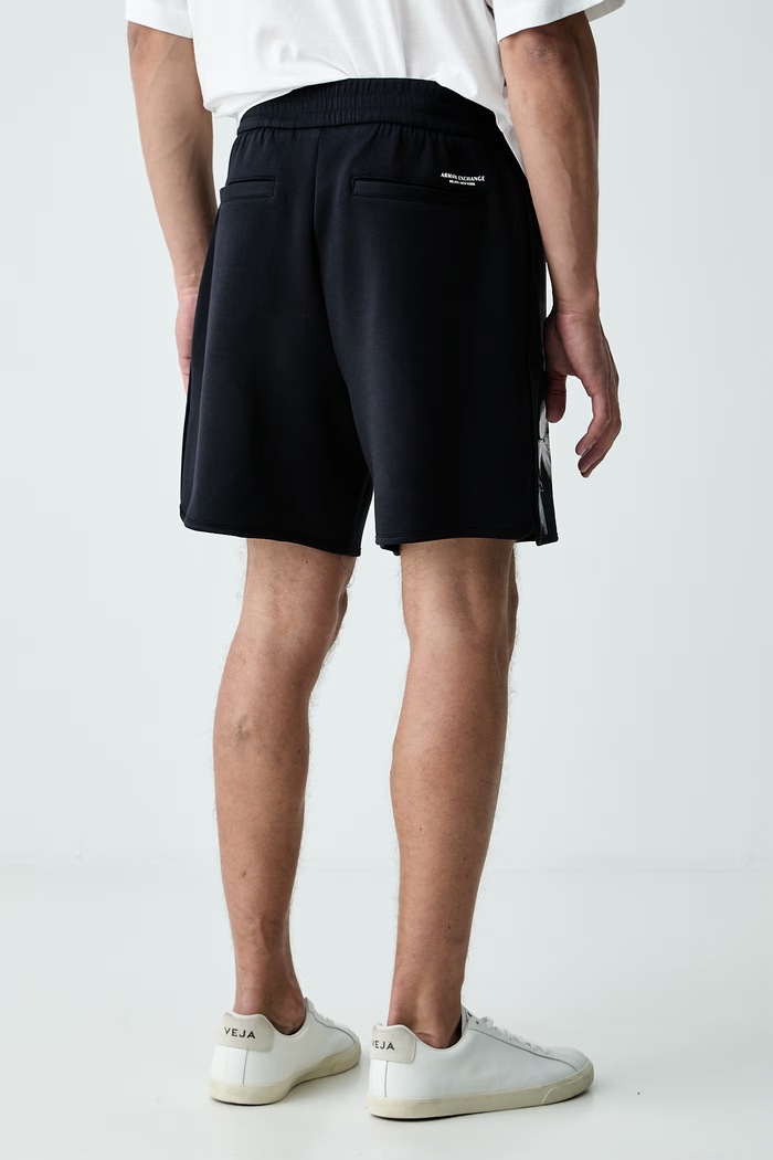 Odzież Armani Exchange szorty dresowe męskie z bawełną XM003423.AF10818 granatowy