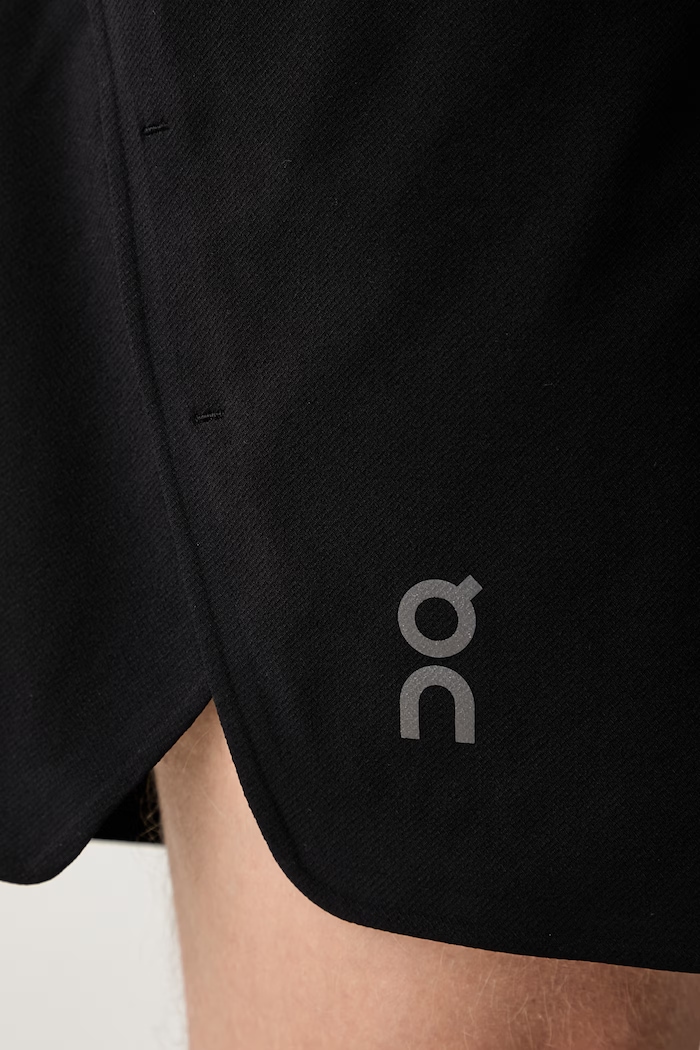 On pantaloncini sportivi da uomo nero 1MG30260553